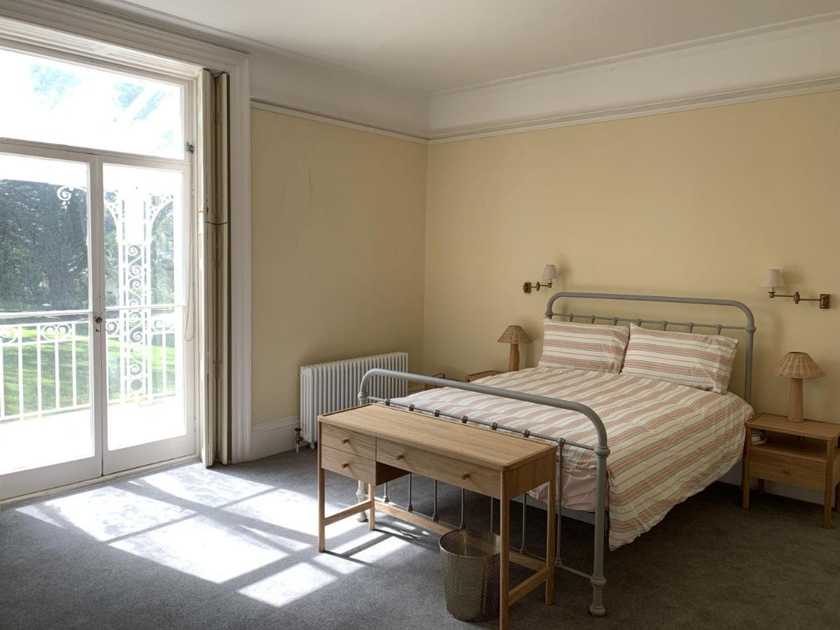 The Westgate Villa Charmouth Kültér fotó
